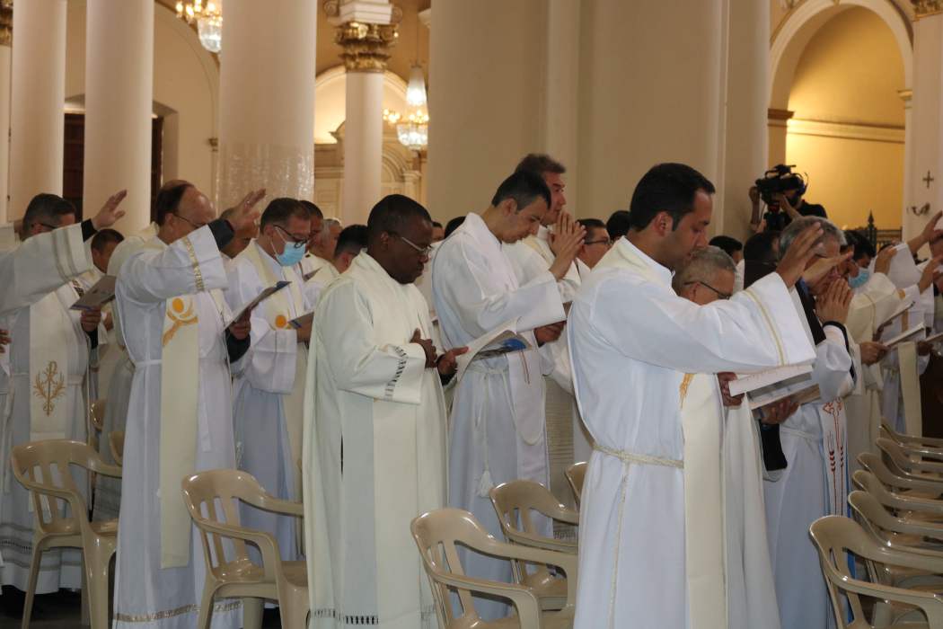 Sacerdotes para hoy