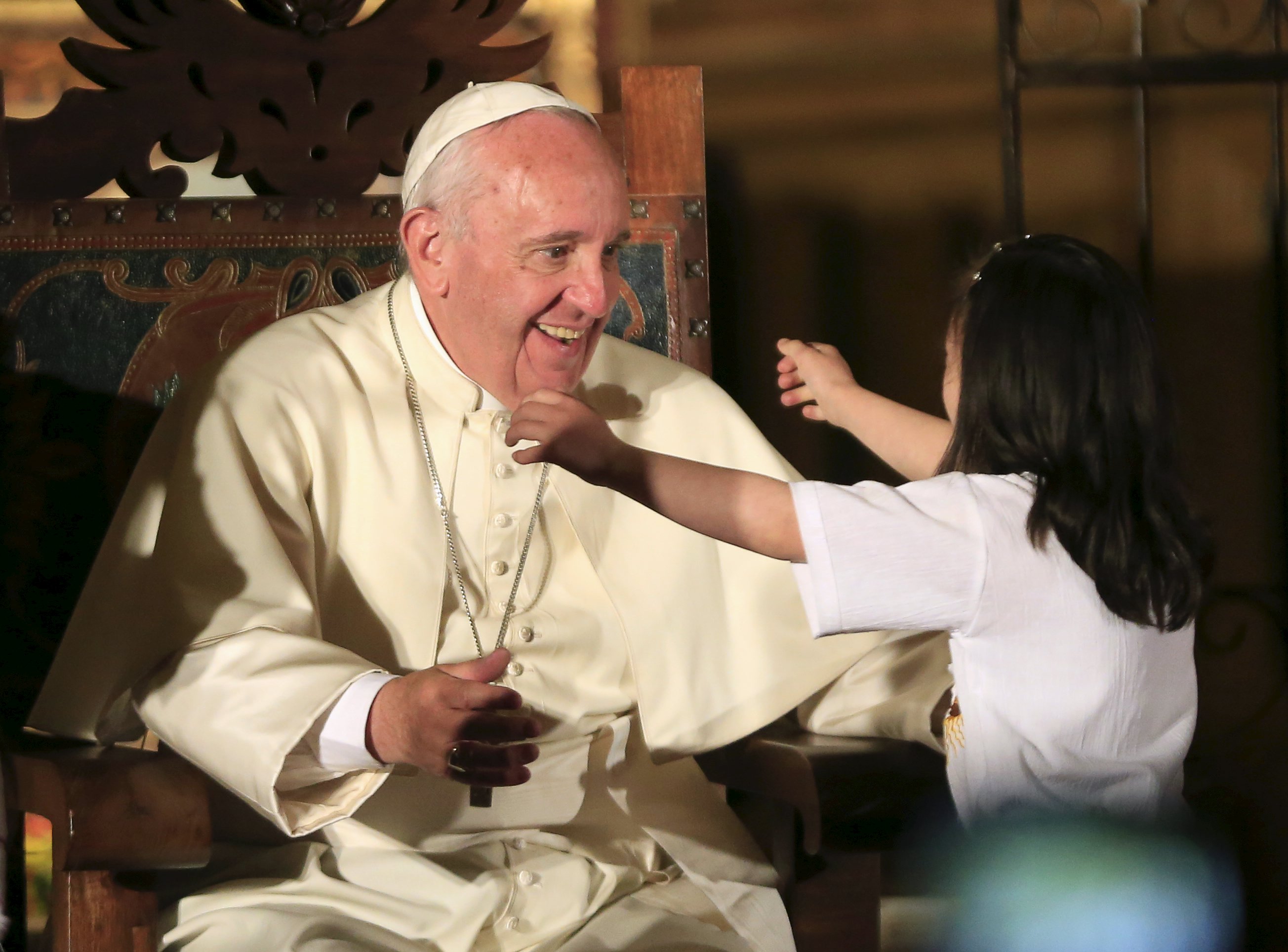 La revolución cristiana es romper la cadena del mal