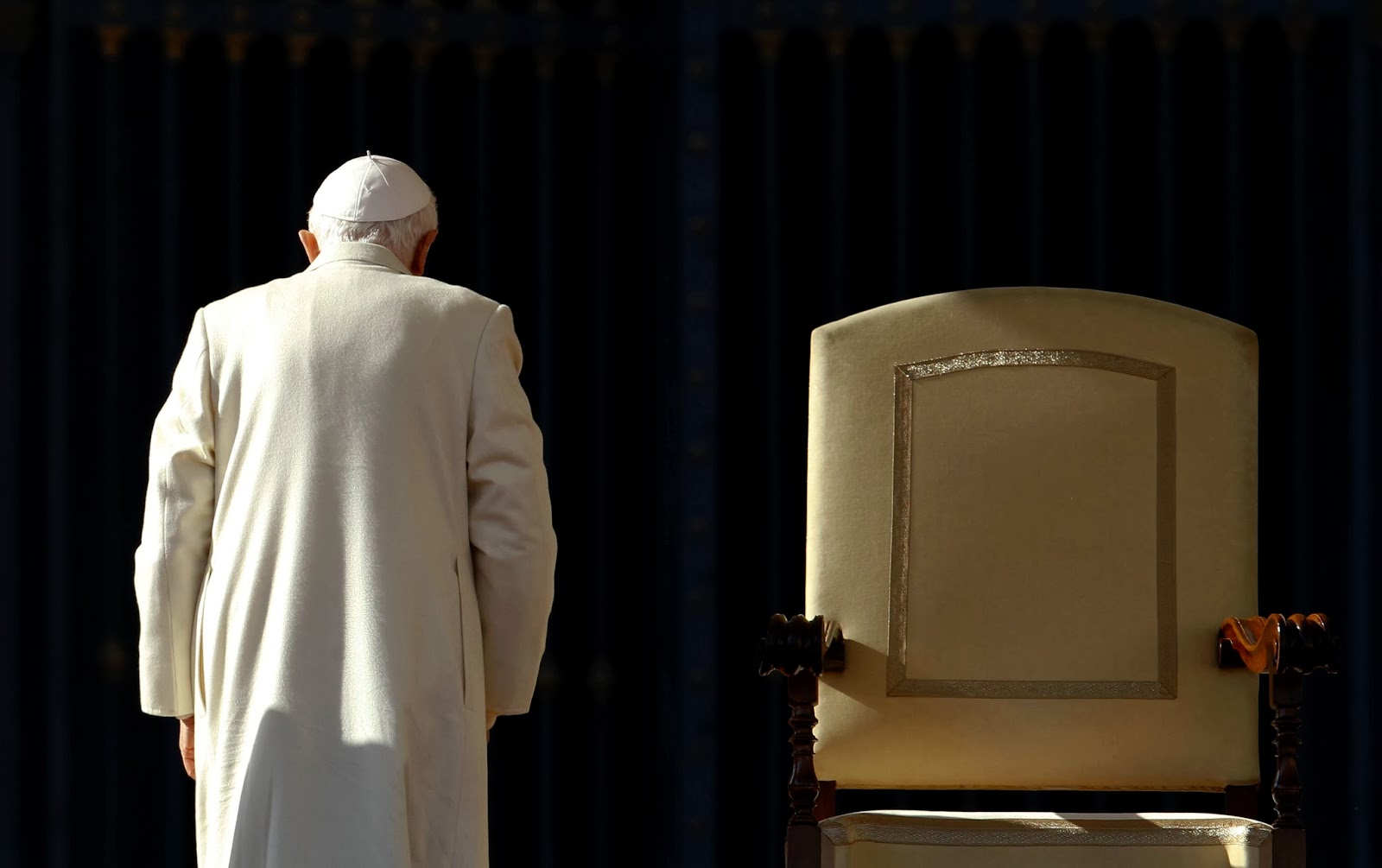 Motu Proprio del Papa sobre las renuncias de obispos y de cargos pontificios