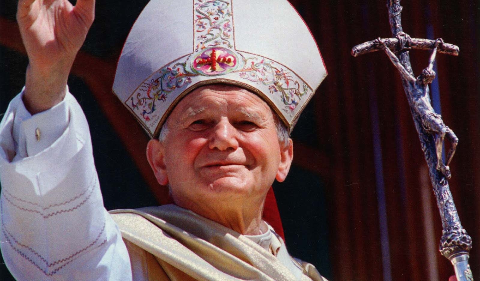 Juan Pablo, el santo papa viajero: trece años en la Casa del Padre