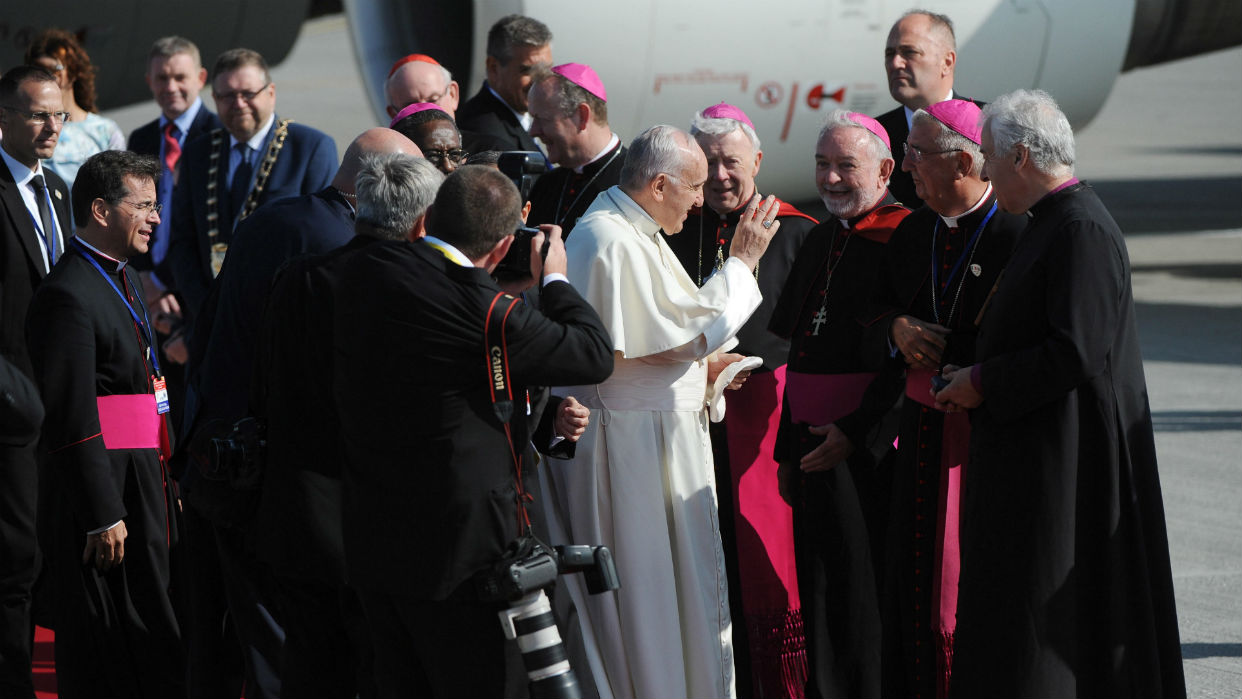 El papa Francisco se despide de Irlanda