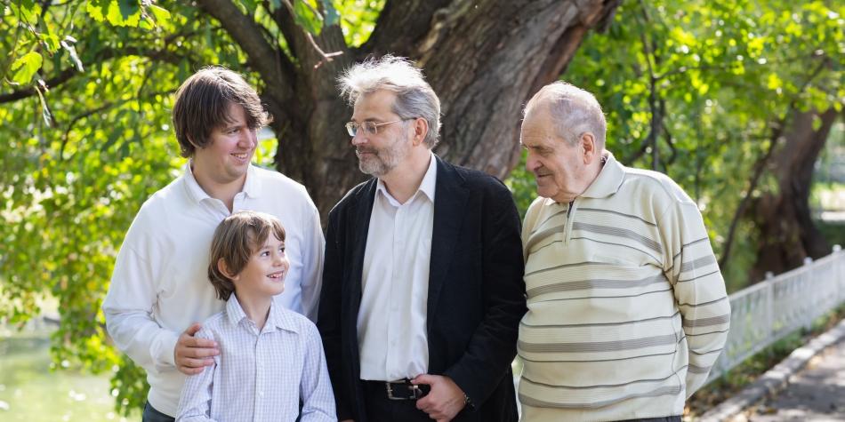 Hombres, imitiar a San José