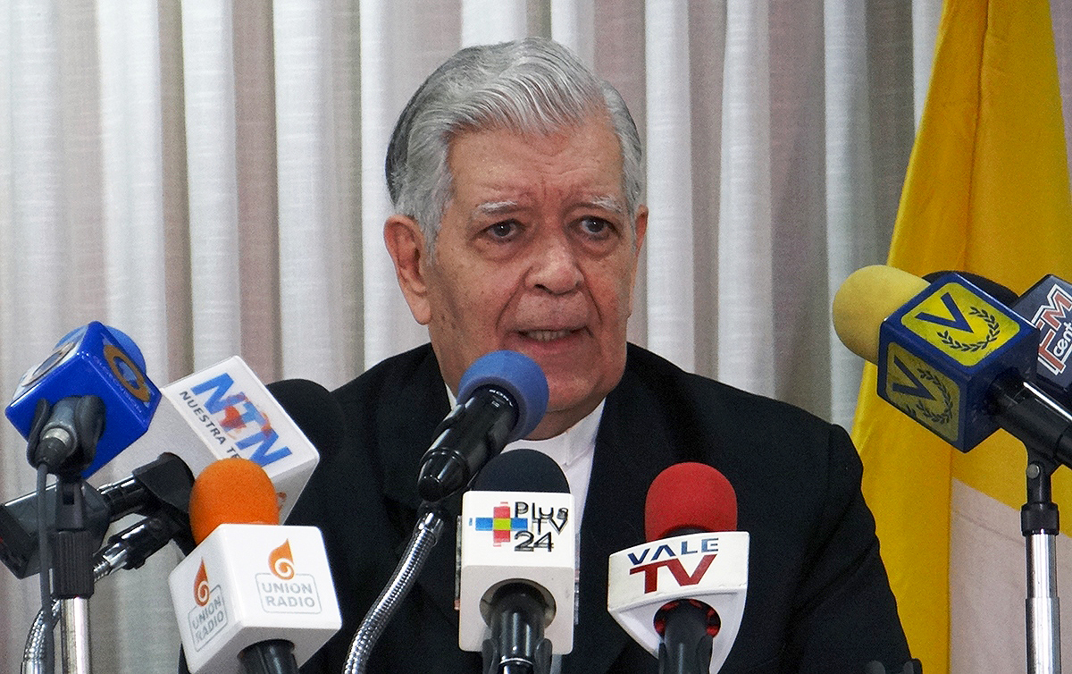 El cardenal Urosa rechaza cualquier intervención en Venezuela