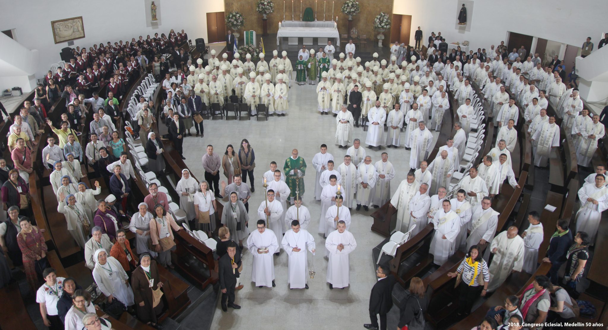 Los teólogos latinoamericanos envían carta de apoyo al Papa