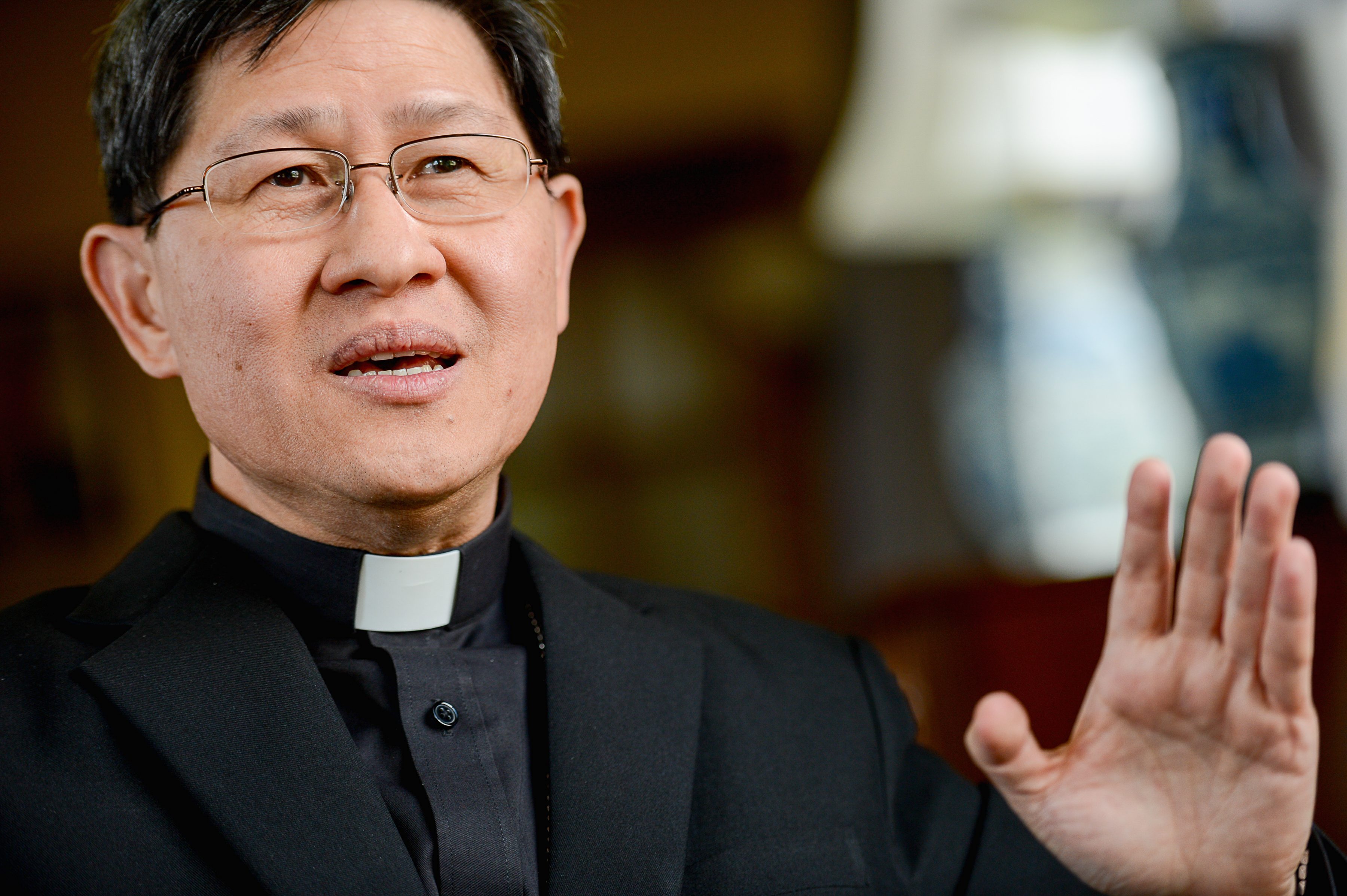 El cardenal Luis Antonio Tagle, presidente de Cáritas Internationalis, aboga por una economía más inclusiva