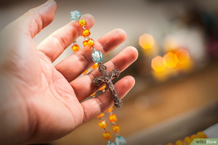 Siete datos sobre el sentido y los efectos del rezo del Rosario