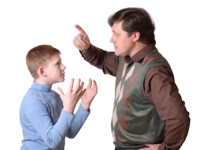 Paternidad severa: Bajo nivel educativo en los hijos