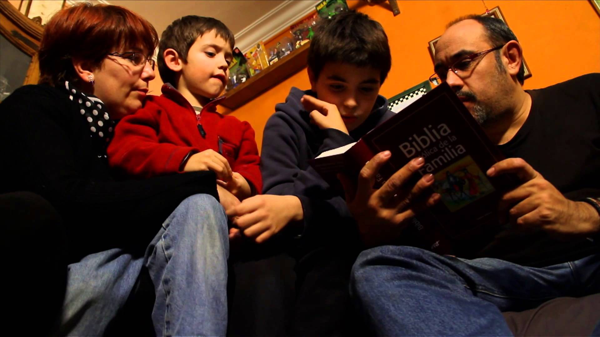 La familia: Evangelio vivo del amor…