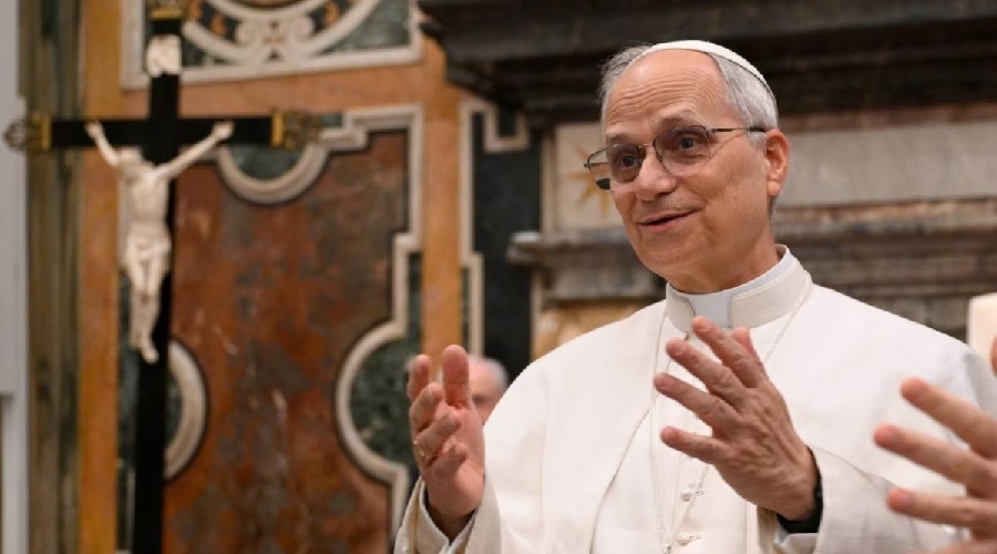 El primer videomensaje del papa León XIV ha sido en español y se refiere a Laudato si’