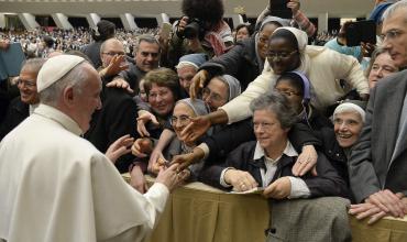Participantes de la Plenaria de la Congregación para los Institutos de vida consagrada fueron recibidos por el Papa
