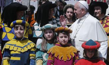 Jesús es el instrumento concreto de la misericordia del Padre, que va al encuentro de todos llevando la consolación y la salvación