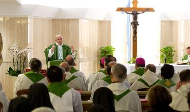 La generosidad de las pequeñas cosas ensanchan el corazón: Papa Ferancisco