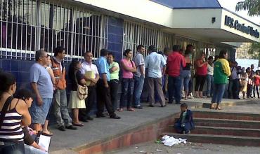 Francisco denuncia a quienes quieren transformar los hospitales en negocios