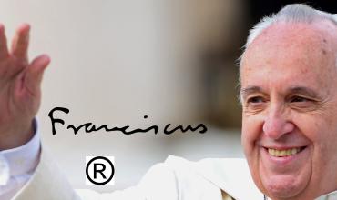 El Vaticano tutelará la imagen del Papa y sus mensajes