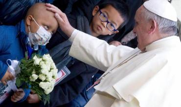 En Fátima, el Papa ora por los enfermos, tesoro de la Iglesia