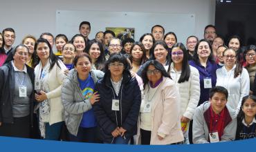 De los niños, niñas y adolescentes del mundo, siempre amigos