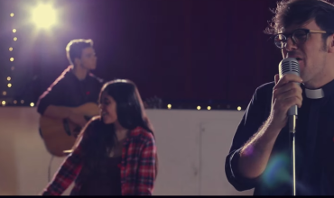 El padre Damián misionero redentorista que ama la música