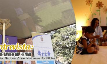 Familia que reza el Rosario, tiene lo necesario