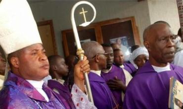 Peter Ebere Okpaleke ha renunciado a su diócesis por racismo