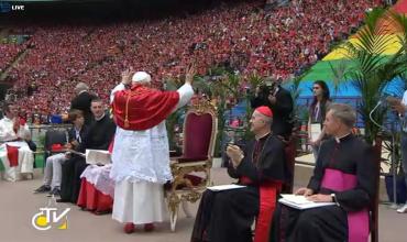 Benedicto XVI cuenta, en entrevista al diario La Repubblica, porqué tomó la decisión de renunciar