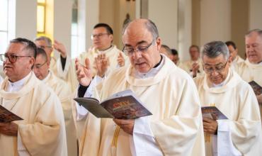 "El obispo no puede vivir su ministerio en soledad, sino en, con y para la comunidad": cardenal Rueda Aparicio