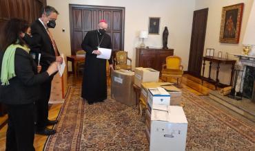 Donación del papa- Respiradores y material médico para Colombia